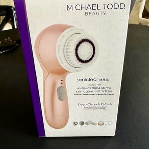 Michael Todd Beauty SONICLEAR PETITE Rose Gold Skin Cleansing System LE